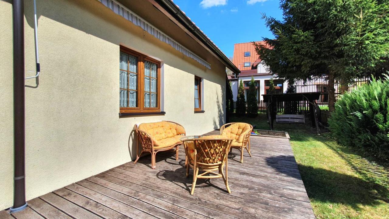 Dom Letniskowy Narie Villa Morąg Exteriör bild